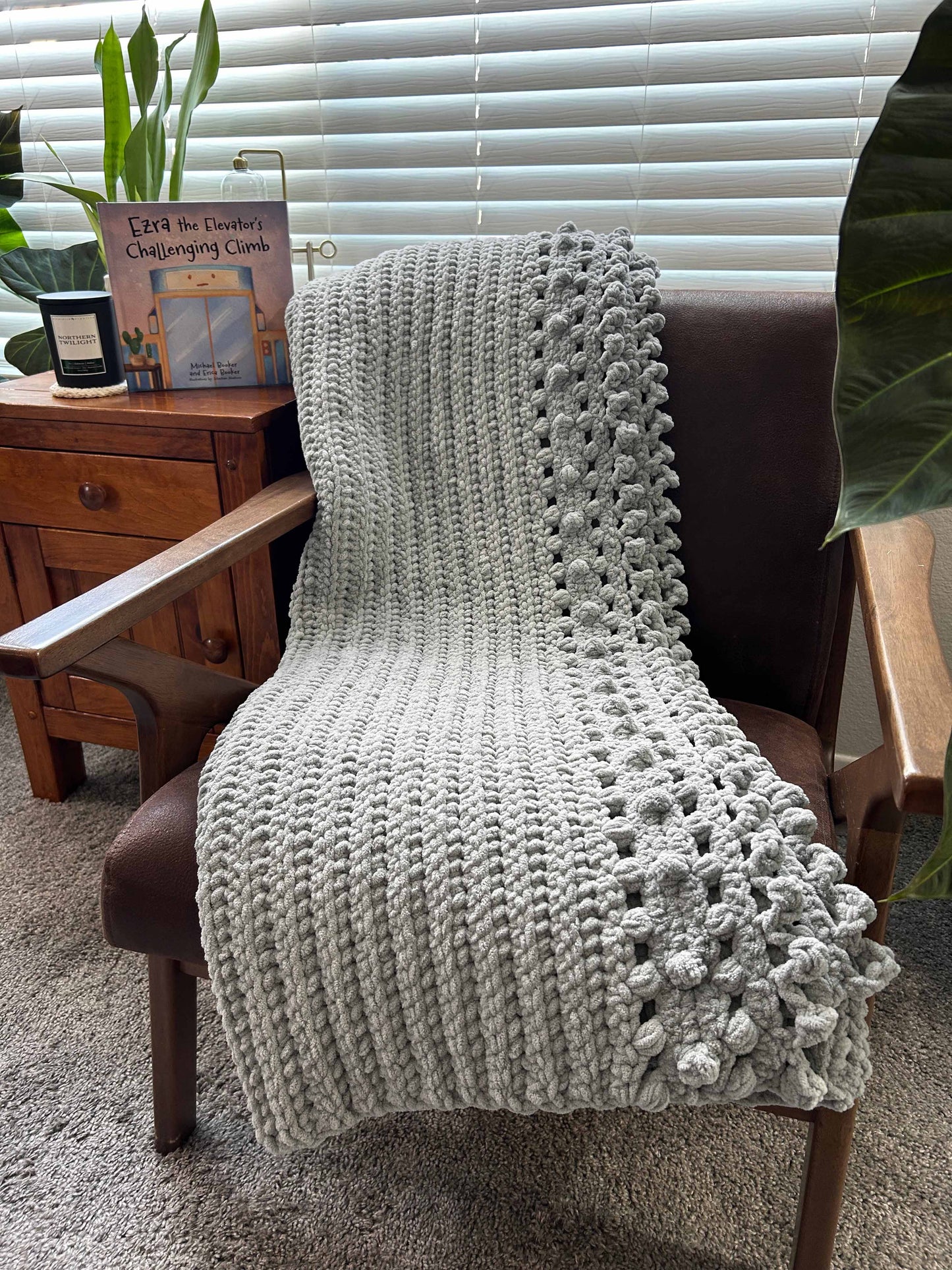 Throw Blanket - Handmade Crochet – Light Gray